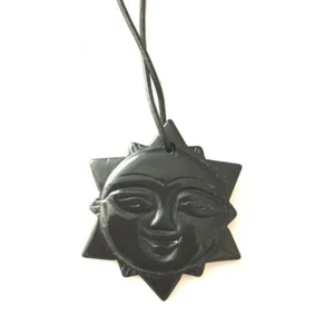 Anhänger Kette Onyx Natur Edelstein Sonne Gravur gebohrt Lederband 50x40mm - Bild 1 von 1