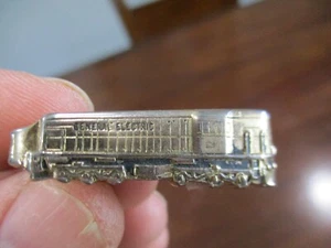 GENERAL ELECTRIC COMPANY ADVERTISING EMPLOYEE LOCOMOTIVE TRAIN PIONEER TIE CLIP - Picture 1 of 6