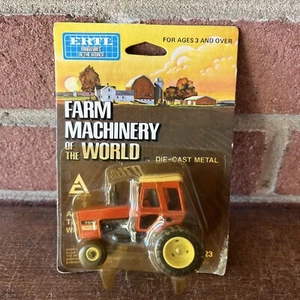 Ertl Farm Machinery Of The World 1/64 Allis Chalmers 7045 w/Cab Stock #1623 - Picture 1 of 6