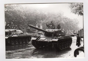 3 photos vintage Armée Française - chars - défilé du 14 juillet à Paris /RU285 - Bild 1 von 2
