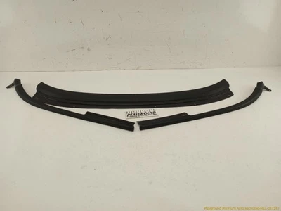 Mitsubishi Eclipse Spyder Set Of 3 Rear Quarter Belt Moldings Fits 2001-2005 01  - Image 1 of 4