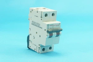 GE Vynckier 667885 EP102GI40A circuit breaker 40A 10 kA 2-pole curve G - Picture 1 of 3