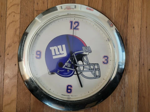 Sportstime Bulova NY Giants Wall Clock Works Great, Battery Included Vintage Cover