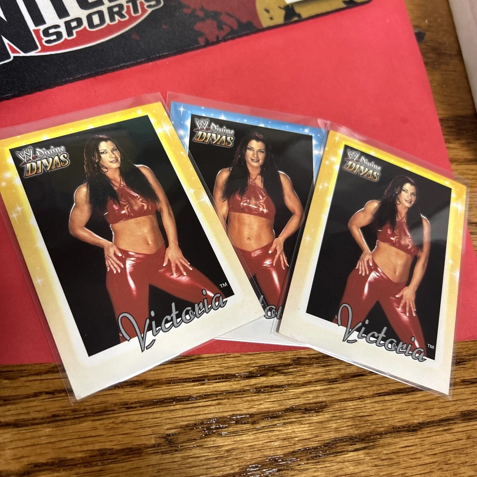 Victoria | 2003 Fleer WWE Divine Divas #36 X 3 LOOK - Image 1 of 1