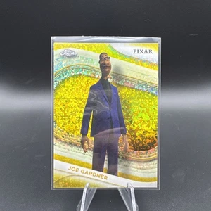 2025 Topps Chrome Disney Soul Yellow Mini Diamond Joe Gardner #38 - Bild 1 von 2