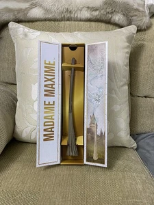 Harry Potter Magical Collector Zauberstäbe Triwizard Tournament Madame Maxime Neu in OVP - Bild 1 von 17