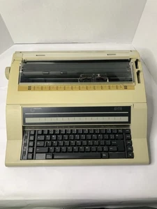 Vintage Nakajima AE-710 Electronic Typewriter - Read Description - Picture 1 of 8