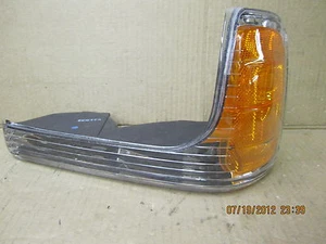 OEM # 15763595 GMC YUKON DENALI CADILLAC ESCALADE 99-00 CORNER LIGHT LH NEW OEM - Picture 1 of 3