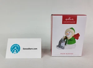 Hallmark Keepsake Snow Buddies pupazzo di neve e narvalo decorazione natalizia 2022 - Foto 1 di 11