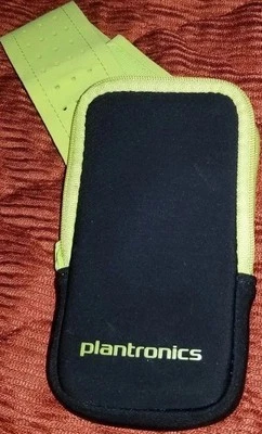 Plantronics BackBeat Fit Reflective Armband/ Carrying Case-Reversible  - Image 1 of 4