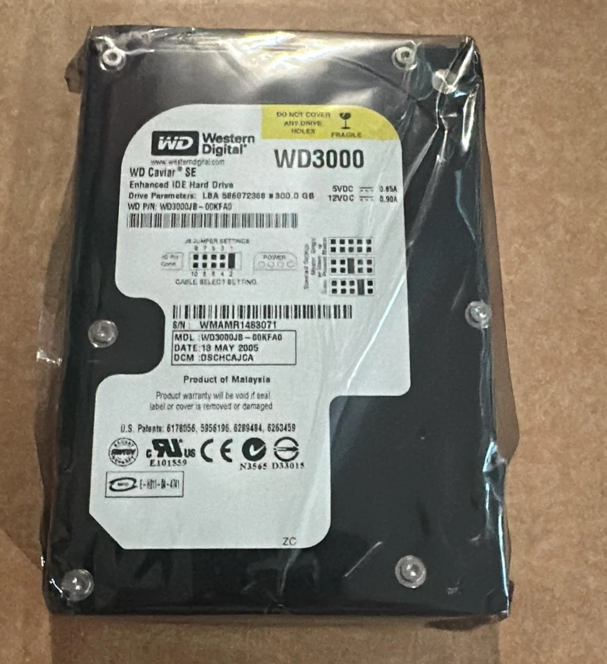Western Digital 320 GB,Internal,7200 RPM,3.5" (WD3200JB-00KFA0) Hard Drive - Image 1 of 1