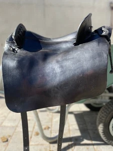 DEUBER Ecuyer Sattel, Kammerweite und Sitzgröße 2 - Bild 1 von 13