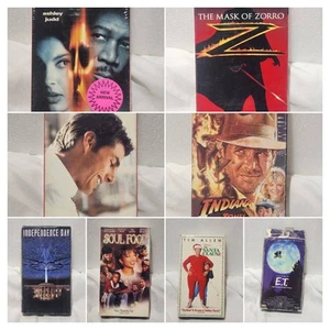 VHS Tapes Lot 8 Random Assorted Bulk Lot Tapes Comedy Thriller Classic Action  - Imagen 1 de 17
