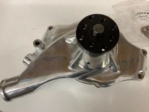Scrached Short Water Pump for Chevy Small Block 283 327 350 - Imagen 1 de 4