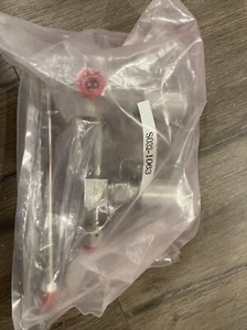 Swagelok 6LV-BNBW4-P-C, 6LV-BNB111P-C Dual Bellows Valve Set. - Picture 1 of 3