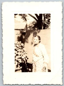 Afroamerikaner Original Schnappschuss Foto ältere schwarze Frau 2,5x3,5 - Bild 1 von 2