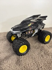 TM & DC Comics Batman Themed Black Plastic Diecast Monster Truck - Picture 1 of 15