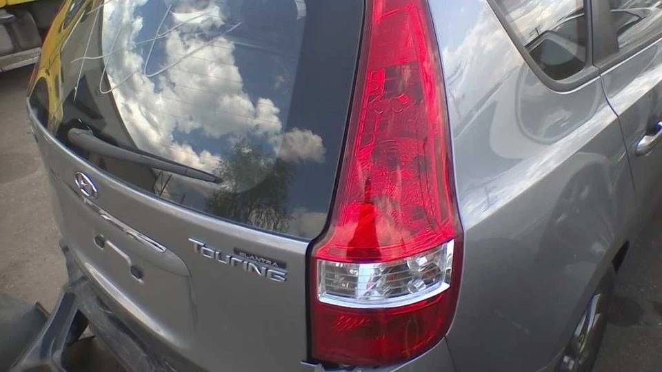 Estación de luces traseras para pasajeros Wgn montada en cuarto para 09-12 ELANTRA 279266 Foto 1 de 4