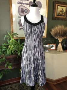 Prana Gray/Black Stretch Knit Shelf Bra Racer Back Empire Dress XS - Picture 1 of 7