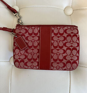 Coach Signature Logo wristlet wallet Red With Tan