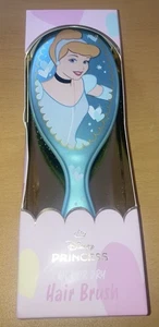 DISNEY PRINCESS DETANGLER BRUSH - WET OR DRY HAIR - CINDERELLA NEW XMAS GIFT NEW - Picture 1 of 10
