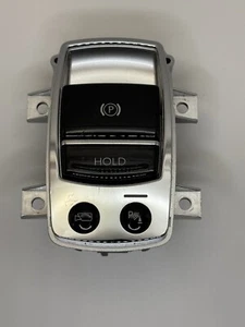 Interruptor original Rolls Royce Wraith Ghost para freno de estacionamiento/Auto-Hold 6822526 - Imagen 1 de 2