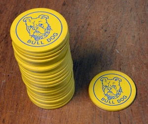 Antike Ton Poker Chips - Bulldog Design - gelb - sehr selten - 25 Stück - Bild 1 von 4