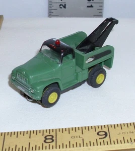 AURORA THUNDERJET 500 T JET INTERNATIONAL TOW TRUCK GREEN HO SLOT CAR 1968 - Picture 1 of 4
