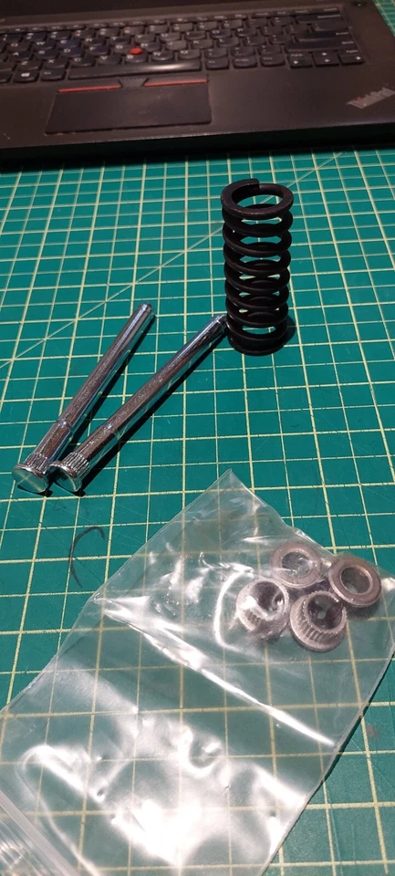 Shps frm Canada 1994-2004 Chevrolet S10 GMC S15 Door Hinge Pins Pin Kit 2 DOOR Foto 1 de 1