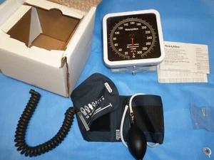 Welch Allyn 7670-01W 767 Wall Gage Adult Cuff - Picture 1 of 2