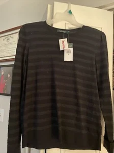Women’s Sweater - Picture 1 of 3