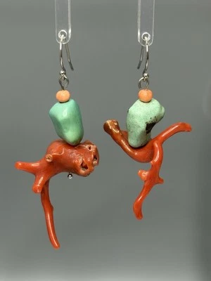 Pendientes Brutalist Coral Y Turquesa En Oro Blanco 14KT Foto 1 de 4