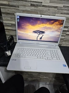 K543 Sony Vaio 17,3" VPCEC3S0E i5-m460 2,53ghz 6GB Ram 500GB HDD Windows 10 - Bild 1 von 15