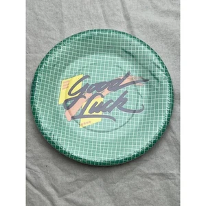 2X Vintage Good Luck Disposable Plates Set - 16 Count - Picture 1 of 4
