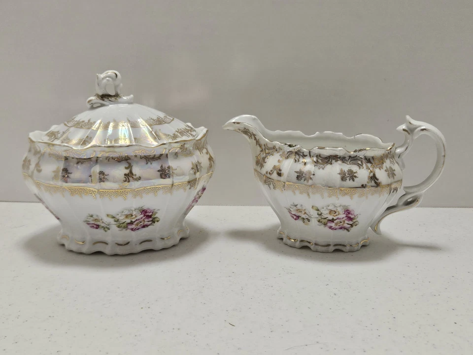 Antiguo Blanco con Oro y Rosa Rosa Esmalte Opalescente Estilo Limoge Azúcar y Crema Foto 1 de 4