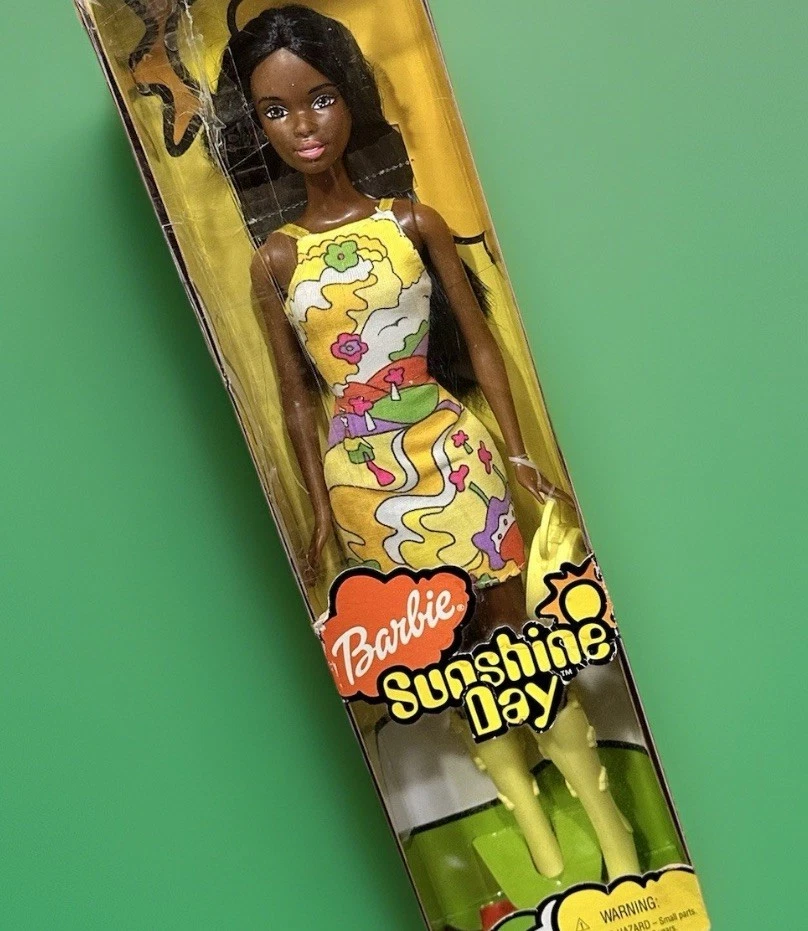 Christie Sunshine Day Barbie Doll 2003 Mattel