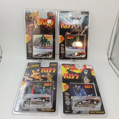 Johnny Lightning KISS 1:64 Diecast Cars Lote De 4 Gene Ace Paul Peter Juego Negro Foto 1 de 4