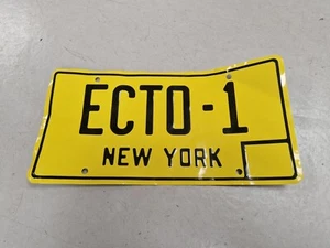EAGLEMOSS BUILD THE GHOSTBUSTERS ECTO-1 CAR SPECIAL EDITION METAL NUMBERPLATE - Picture 1 of 2