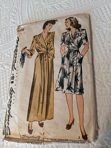 Vintage Simplicity Pattern 4498  Housecoat Dress Forties 14 32 Pleats Pockets  - Picture 1 of 4