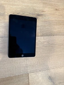 Apple iPad (4th Generation) A1459 128 GB, Wi-Fi + 4G, 7.9 in - Black/Grey - Picture 1 of 3
