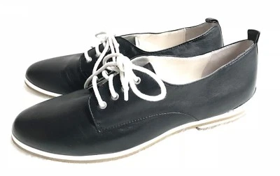 Women's Calvin Klein Kassia Black Round Toe Leather Oxford Flats Sz 7 M - Image 1 of 4