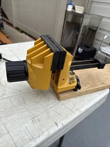 Record Portable Quick Vise, W/ Standard Quick Release Base, 4 1/2” Jaws.England - Picture 1 of 19