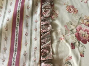 FABULOSAS CORTINAS DE PAÍS FALDA DE CAMA TAMAÑO COMPLETO/VOLANTES DE POLVO 2 FUNDAS A JUEGO - Imagen 1 de 7