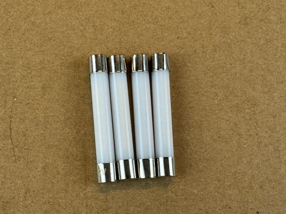 4 Nuevo Blanco Cálido 10v LEDES ESMERILADOS 41mm Fusible Lámpara Bombilla Luxman M-4000 M-2000 Foto 1 de 1