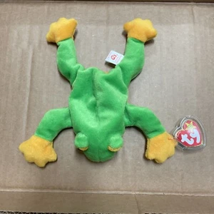 TY Beanie Baby - SMOOCHY the Frog (8 inch) - Picture 1 of 4