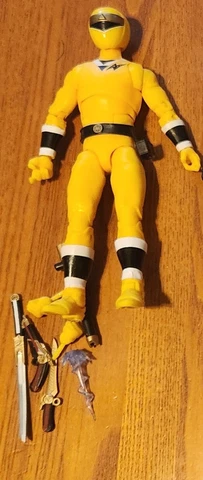 Mighty Morphin Power Rangers Lightning Collection YELLOW ALIEN RANGER Cover