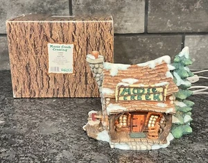 Enesco Moose Creek Crossing Lodge 1995 Nightlight #144894 - Picture 1 of 8