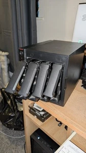 Asustor AS5304T 4-Bay NAS – Intel Quad-Core, 2.5GbE, Plex & Docker Support – Use - Afbeelding 1 van 5