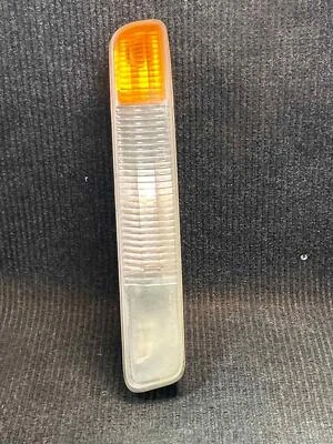 Fits 1999-07 GMC SIERRA 1500 Fog Lamp RH OEM#:15199561 - Image 1 of 4