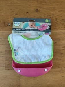 Brother Max Catch & Fold Baby Bibs x2 Crumb Catcher x1 Feeding Weaning Infants - Picture 1 of 4
